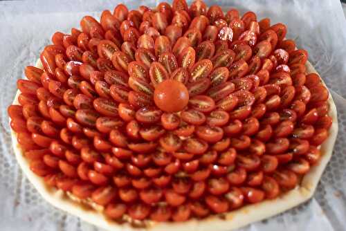 Tarte fine aux tomates cerises et au pesto