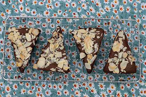 Brownies chocolat et amandes effilées