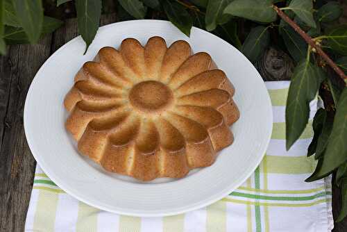 Gâteau sucré à la courgette