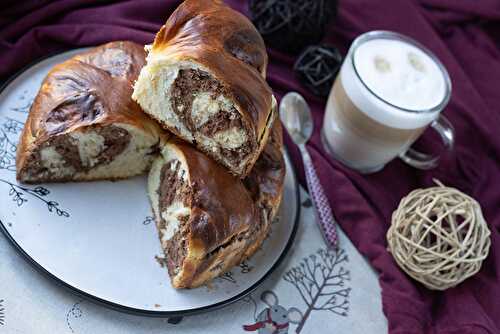 Brioche couronne marbrée au chocolat