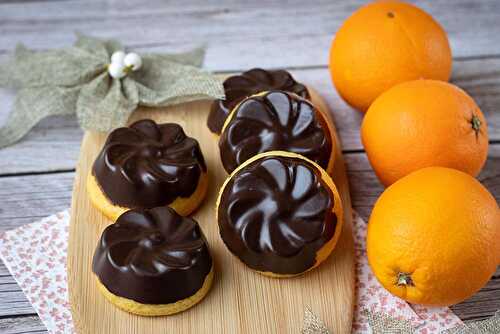 Petites marguerites orange coque en chocolat
