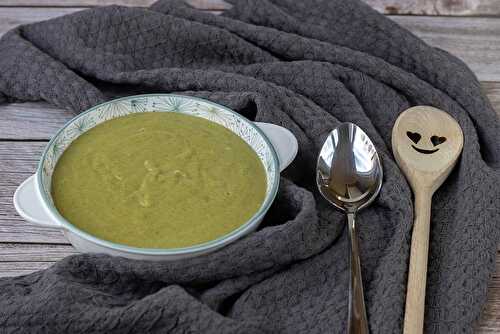 Velouté de brocolis au lait de coco