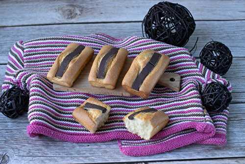 Mini cakes moelleux amandes barres chocolat