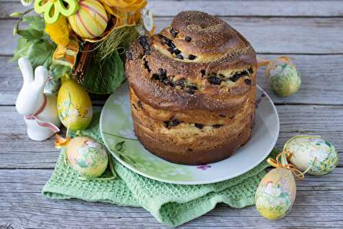 Kulich cruffin, brioche de Pâques orthodoxe