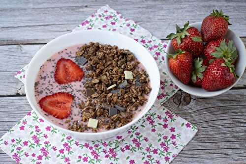 Smoothie bowl fraises banane