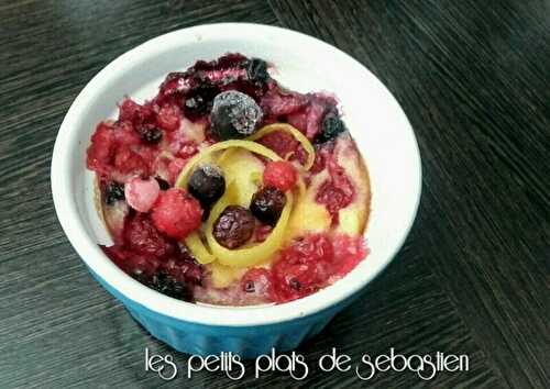 Clafoutis aux fruits rouge et zestes de citron confits