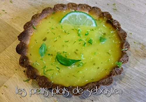 Tartelettes au citron vert et basilic