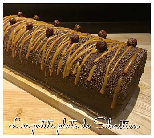 Bûche de Noël Cacahuète Chocolat Caramel façon Snickers