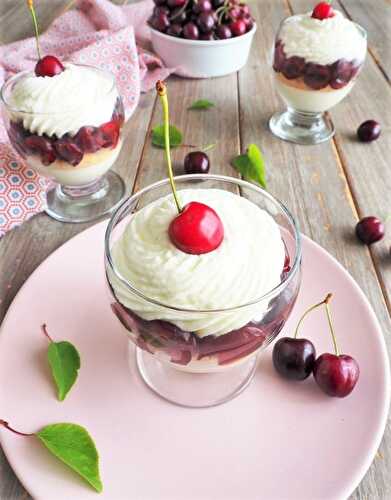 Panna cotta aux cerises et amande