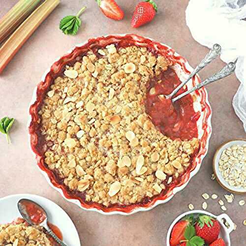 Crumble fraises et rhubarbe