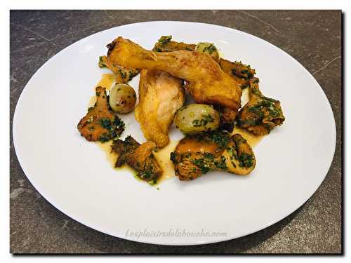 Coquelet rôti et girolles persillées