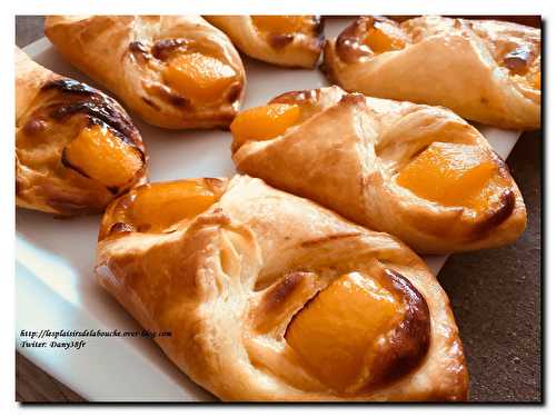 Coques aux fruits avec pâtes feuilletée faite maison