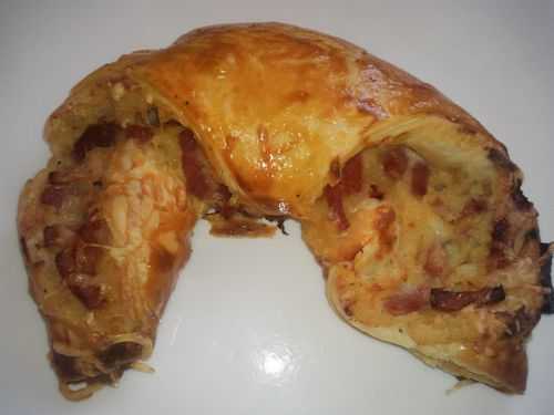 Croissant au jambon