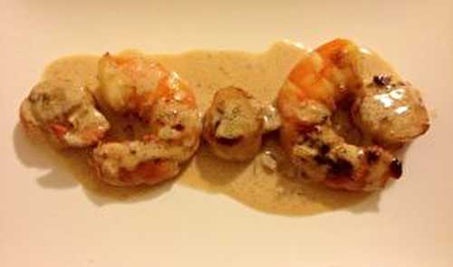 Gambas et noix de saint jacques sauce au vin blanc