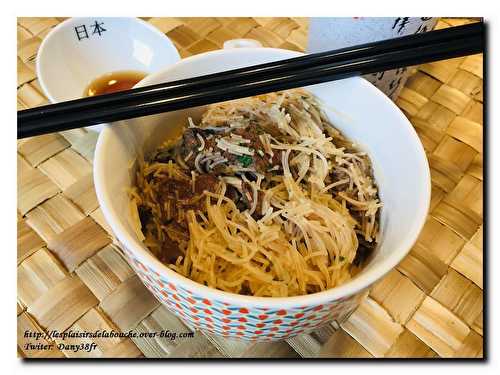 Bihun goreng - Vermicelles de riz sautées à l'indonésienne