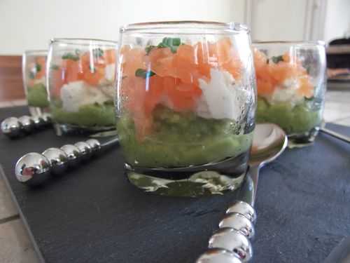 Verrine Avocat saumon carré frais