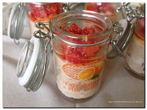 Verrine tomates relevées sur mousse de thon