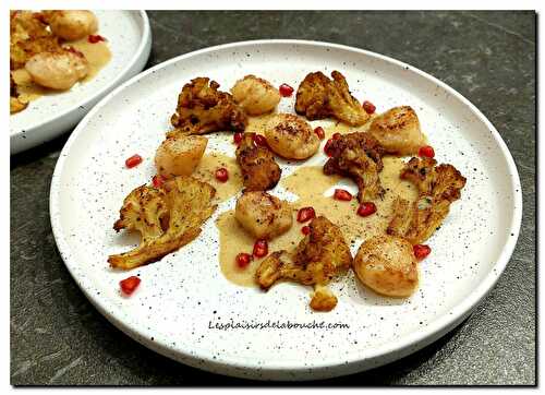 Saint-Jacques et choux fleur au curry , sauce au lait de coco.