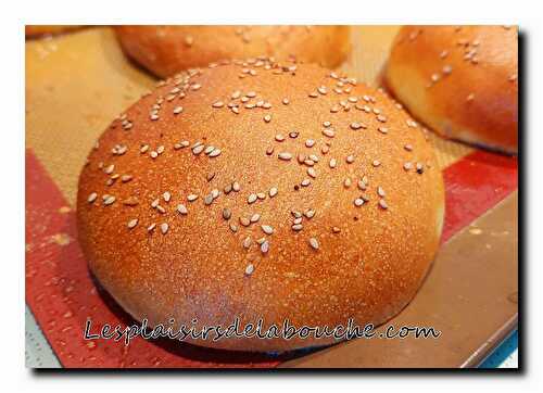 Pains pour hamburger extra-moelleux (buns)