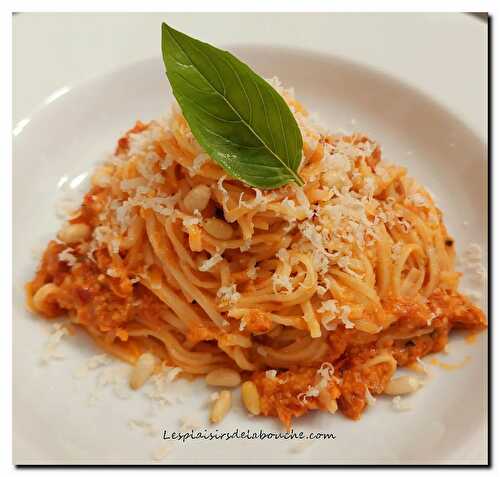 Pâtes fraîches au pesto de tomates séchées