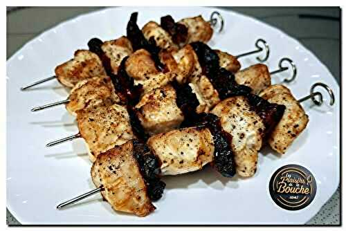 Brochettes de poulet et tomate séchée