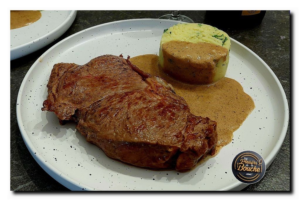 Sauce au poivre onctueuse 