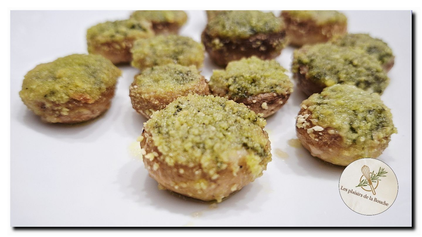 Champignons farcis au beurre d'ail