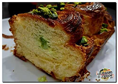 Brioches feuilletées à la pistache