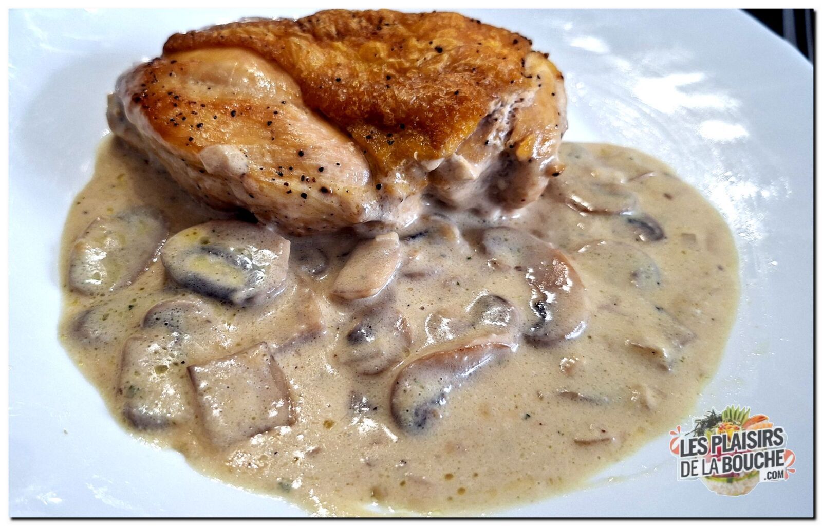 Suprême de poulet sauce forestière