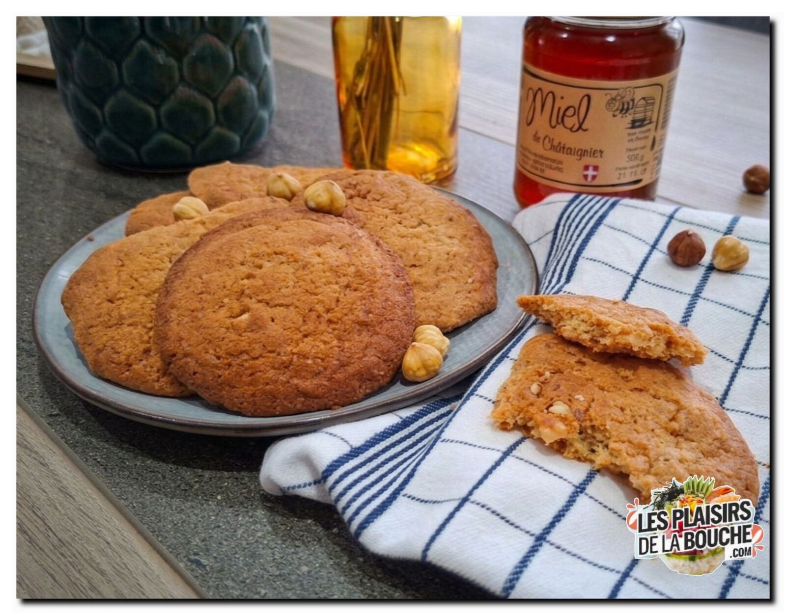 Cookies au miel de châtaignier et noisettes torréfiées