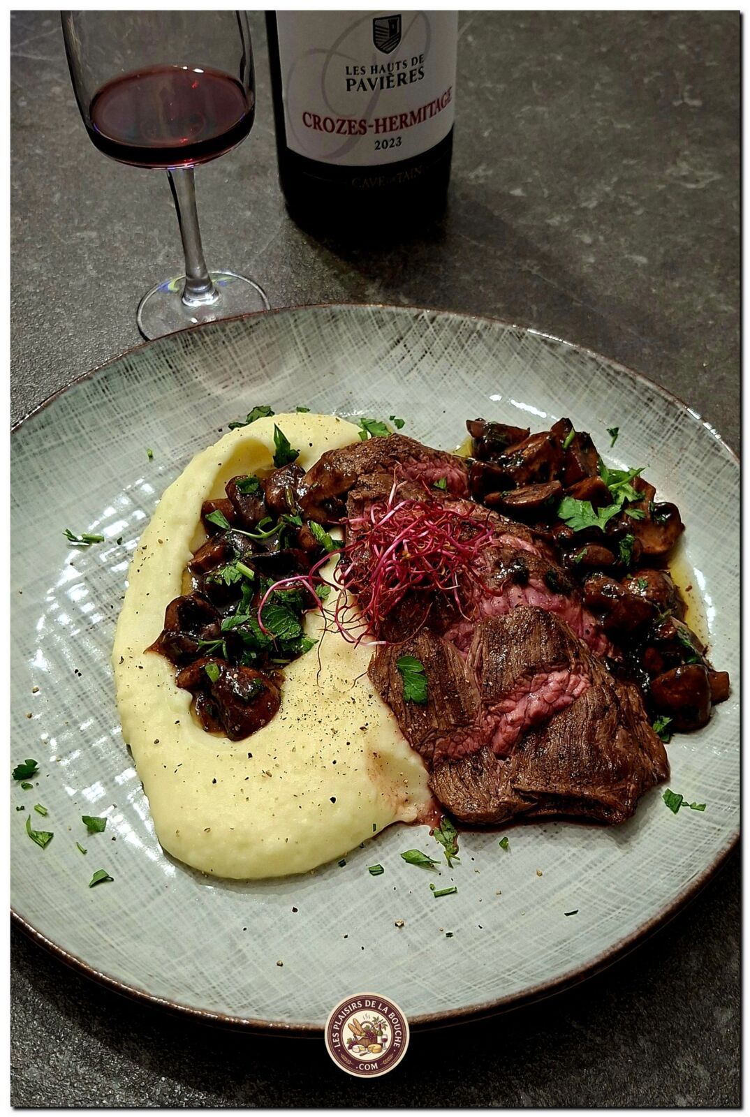 Bavette d'aloyau aux champignons et purée maison