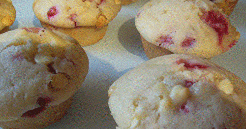 Muffins aux fraises et au chocolat blanc