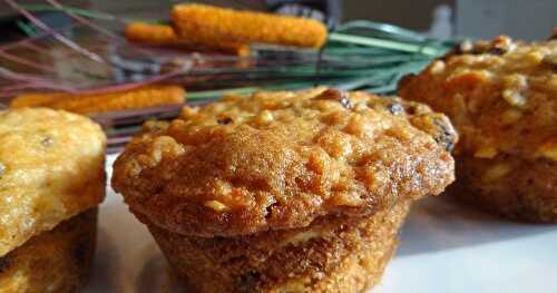 Muffins pommes, raisins et carottes 