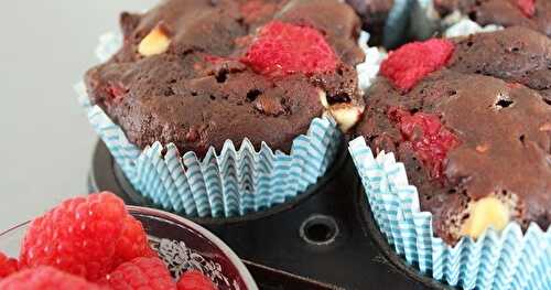 Muffins triple chocolat aux framboises