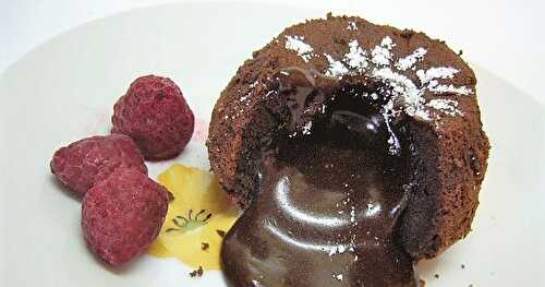 Petits gâteaux fondants au chocolat noir  (Bonne St-Valentin!!)