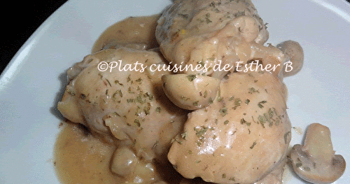 Poulet avec sauce à la crème et au vin blanc