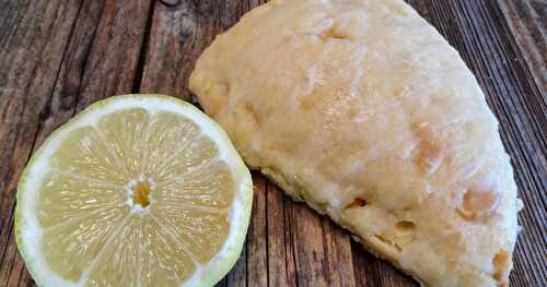 Scones au citron et au chocolat blanc