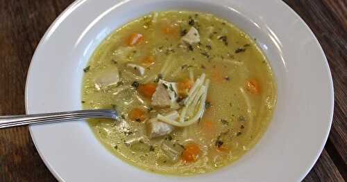 Soupe poulet et nouilles