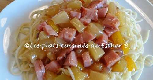 Spaghetti au jambon et ananas , sauce aigre-douce 