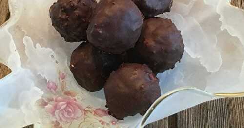 Truffes à l'avocat et à la noix de coco