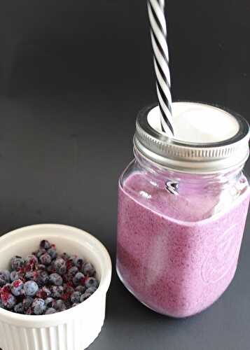 Smoothie aux bleuets et flocons d'avoine