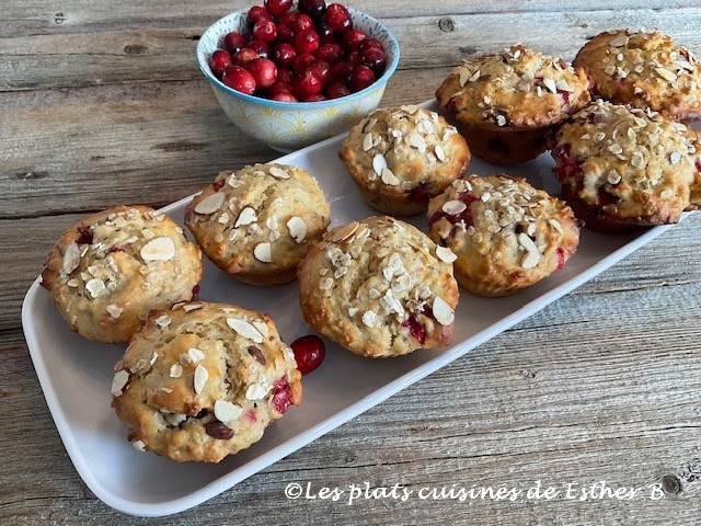 Muffins à l’avoine aux canneberges, orange et amandes