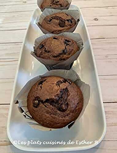 Muffins géants aux pépites de chocolat style boulangerie