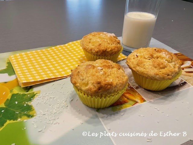 Muffins aux ananas et noix de coco