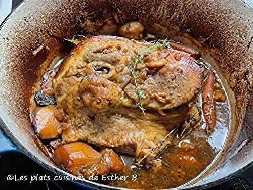 Épaule de porc braisée miel et ail