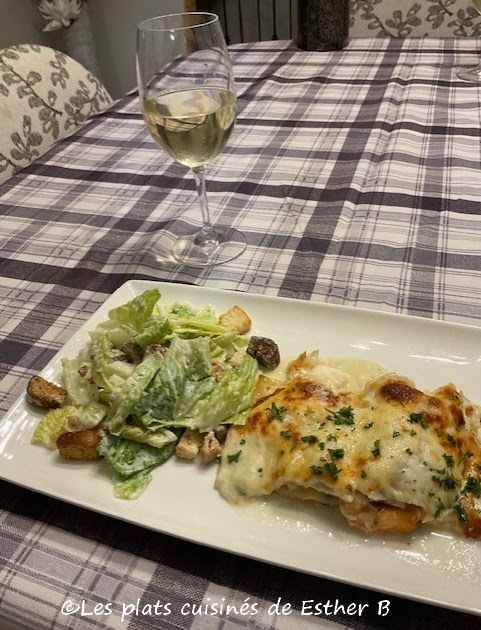 Lasagne aux crevettes, sauce blanche et fromages
