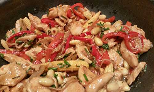 Wok de poulet aux amandes et légumes