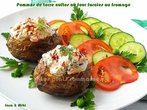 Pommes de terre cuites au four farcies au fromage