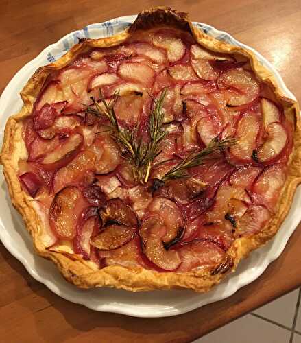 Tarte aux pêches romarin et citron vert d'Ottolenghi