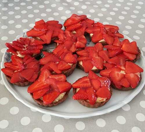 TARTELETTES AUX FRAISES